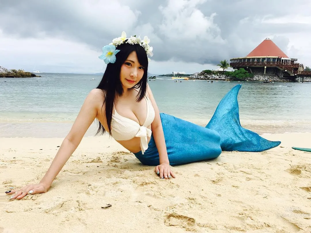 日本美女DJ Natsumi私房照 10