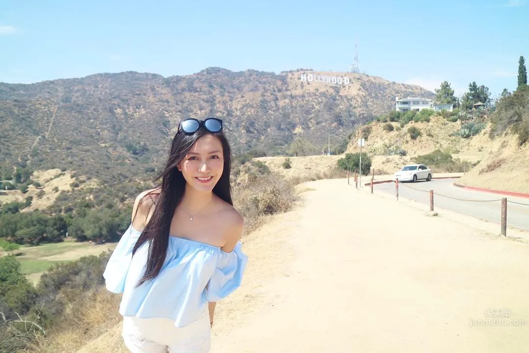 香港模特張欣欣 養眼街頭寫真 14