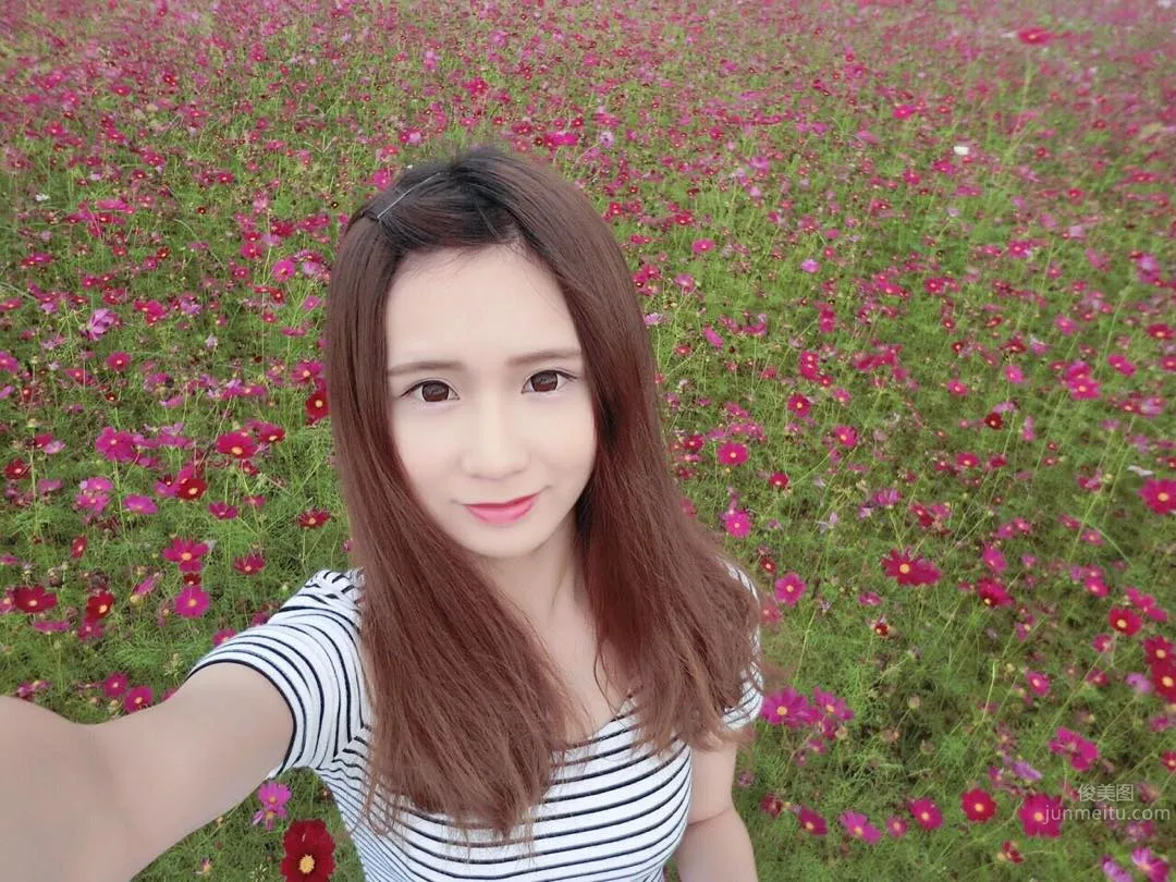 超萌清純正妹許紋毓 無辜迷人笑容最吸睛 1