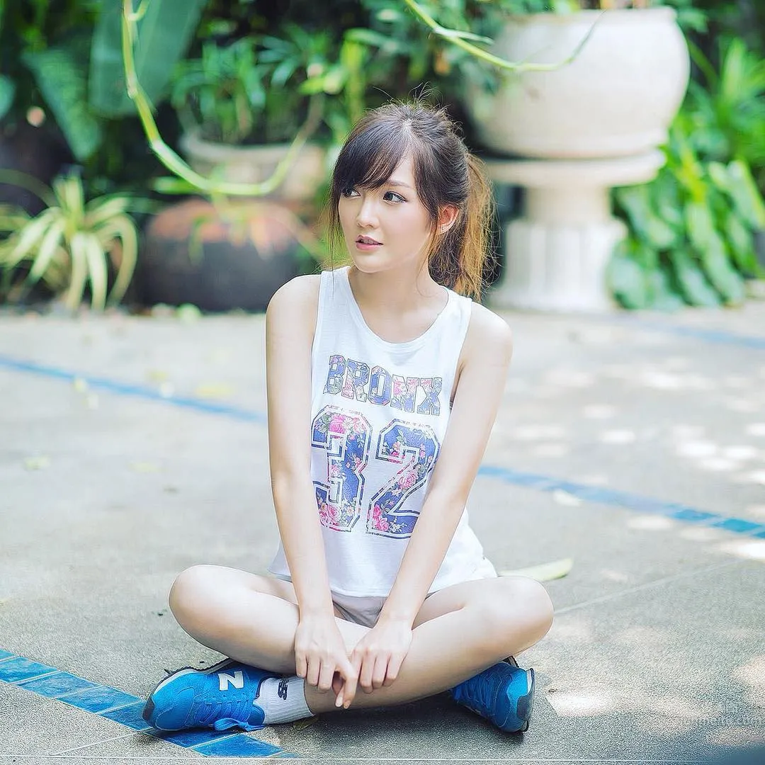 泰国正妹Rossarin甜美可人 超凶比基尼让人浮想联翩_0