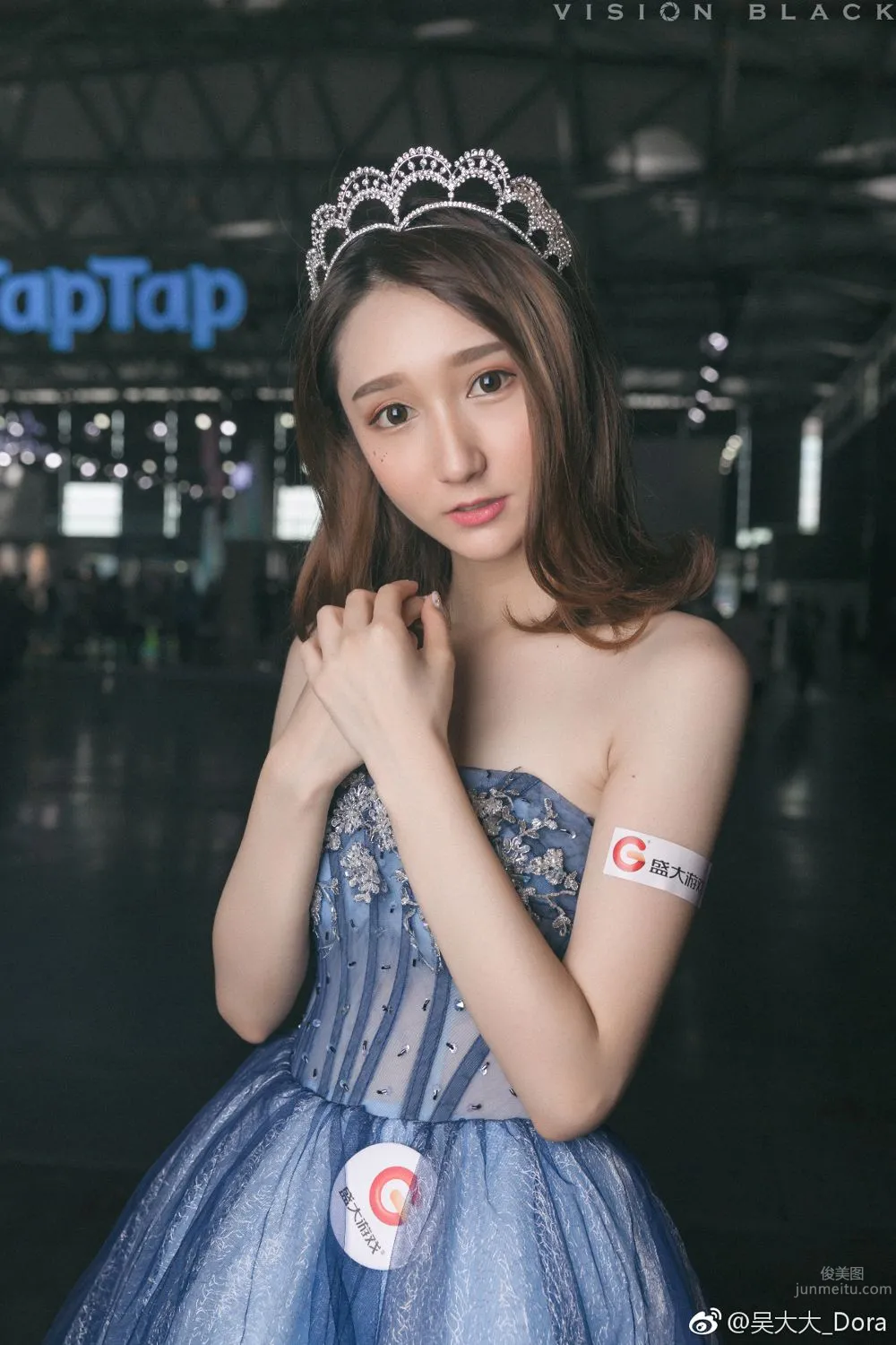 吴大大Dora- 2017CJ盛大游戏showgirl_1