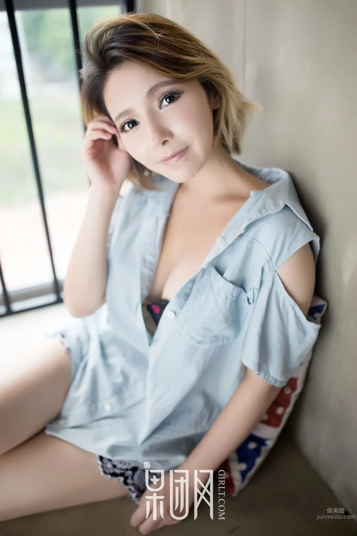 日本女老師！純正“日”式内衣誘惑 8