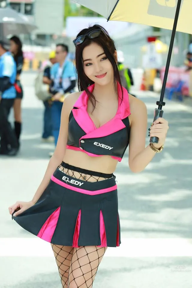 泰国御姐Khimkae Maxim 赛车女郎与家居诱惑系列_4