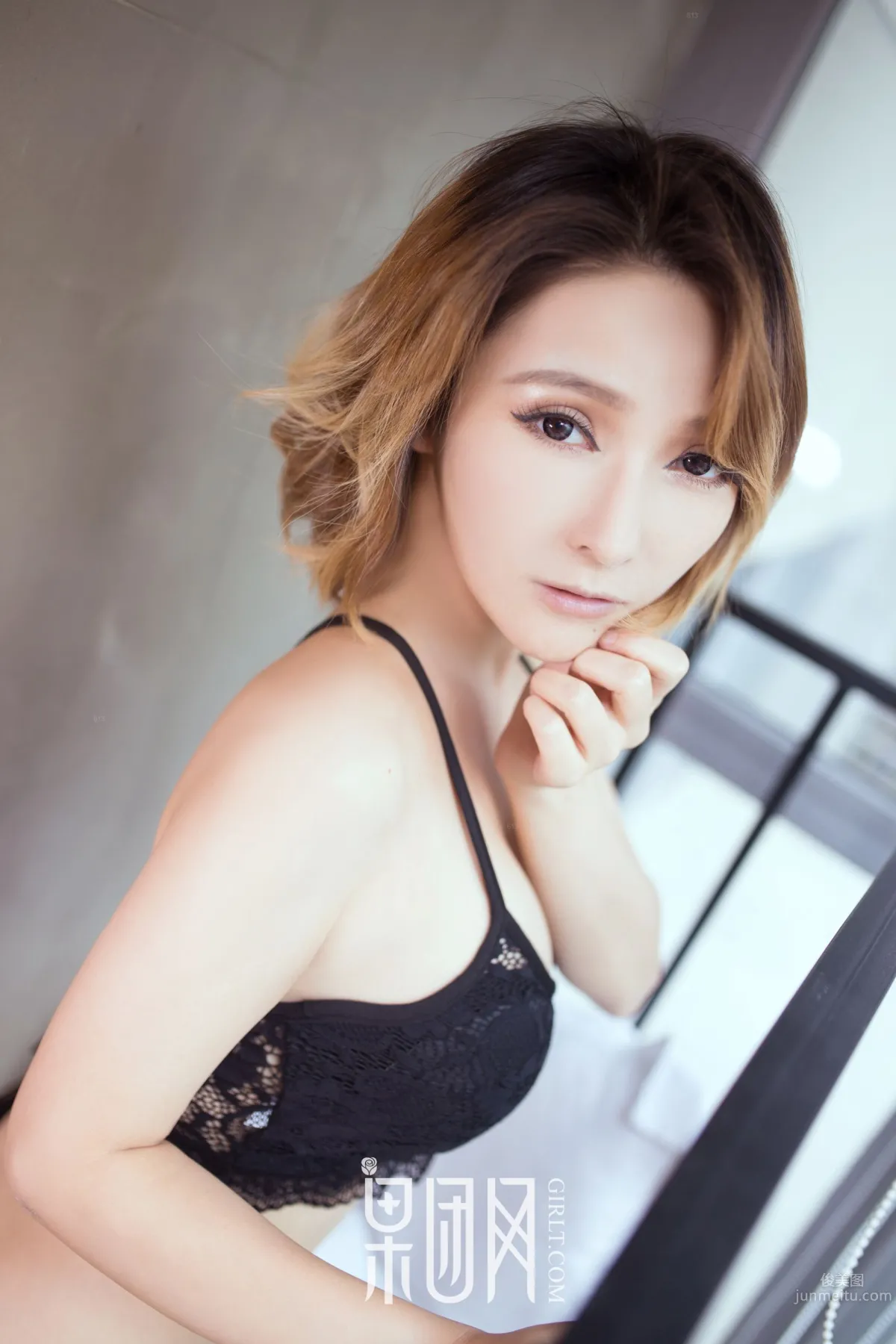 日本女老師！純正“日”式内衣誘惑 36