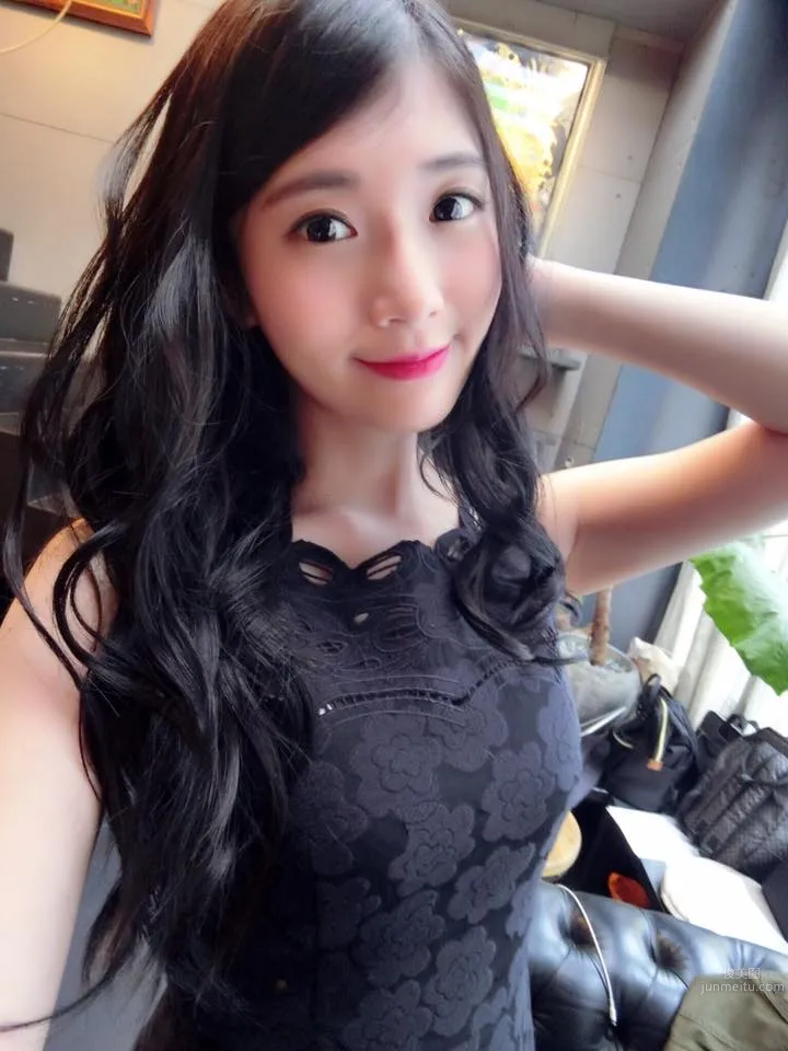 台灣正妹謝薇安Vivian 最養眼人妻私房照 11