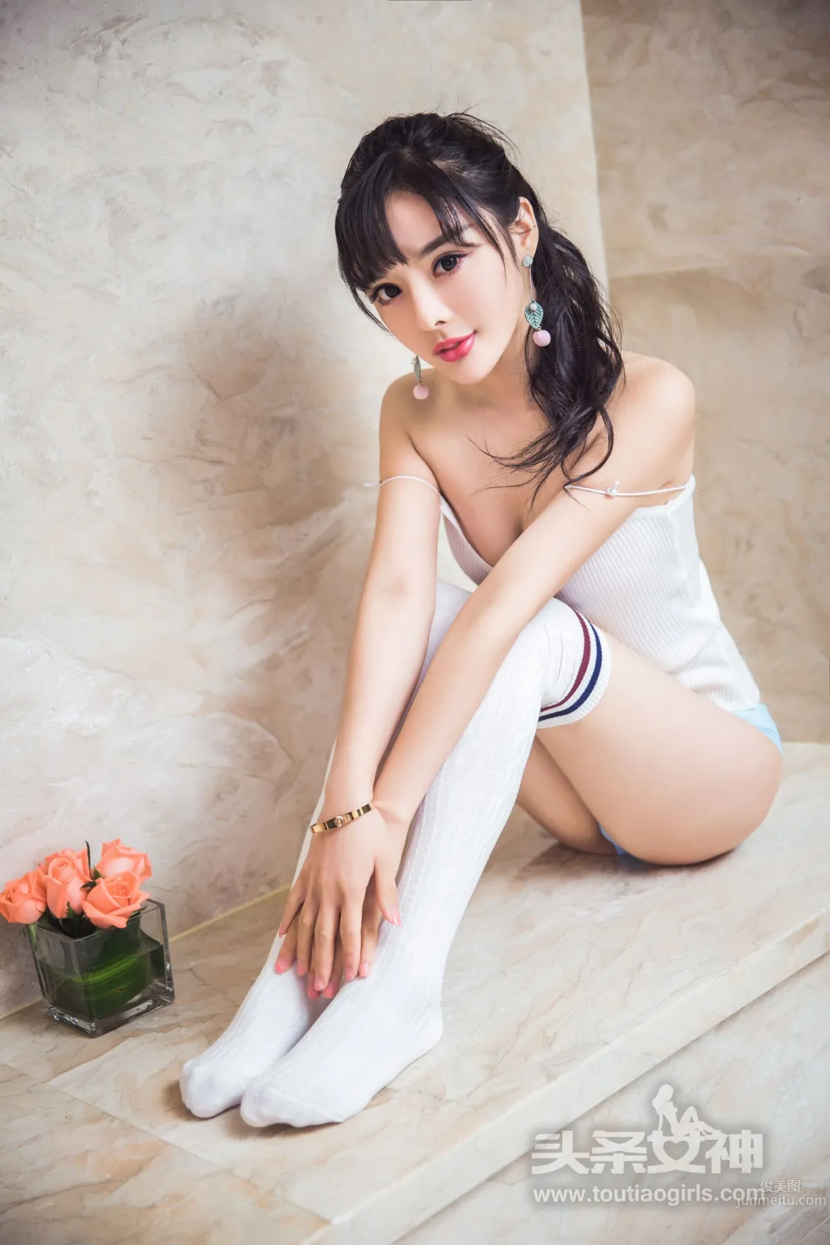 頭條美少女周熙妍 少女懷春腿長有料 19