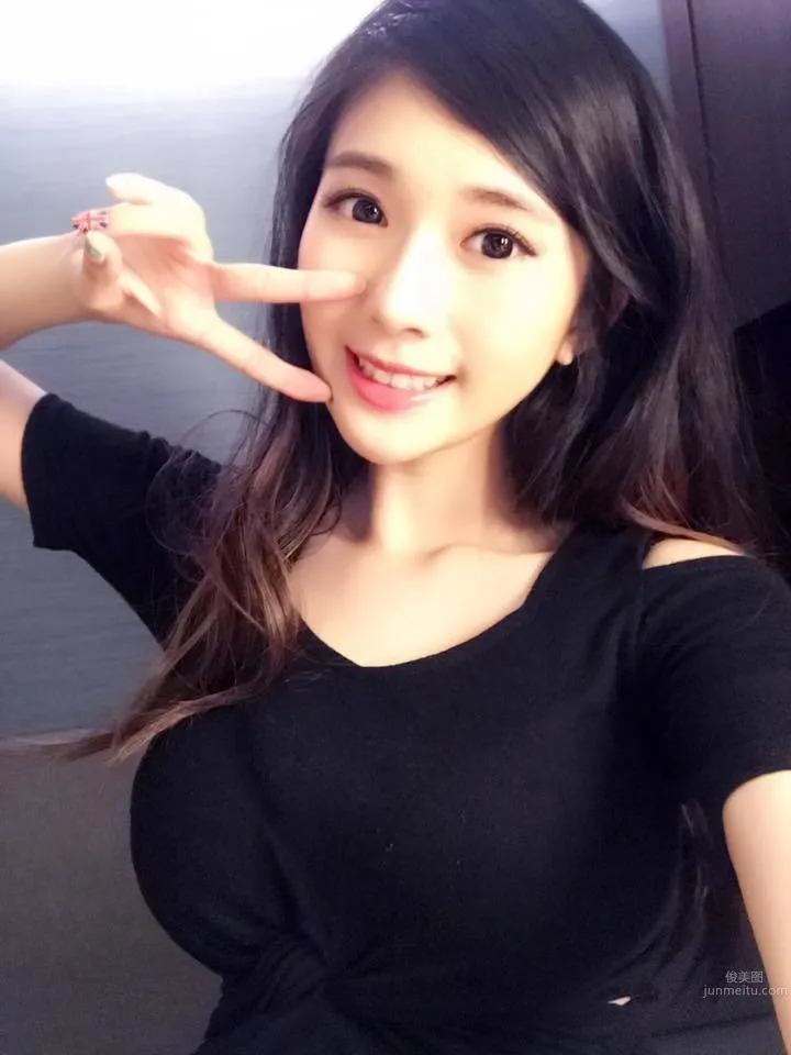 台灣正妹謝薇安Vivian 最養眼人妻私房照 25