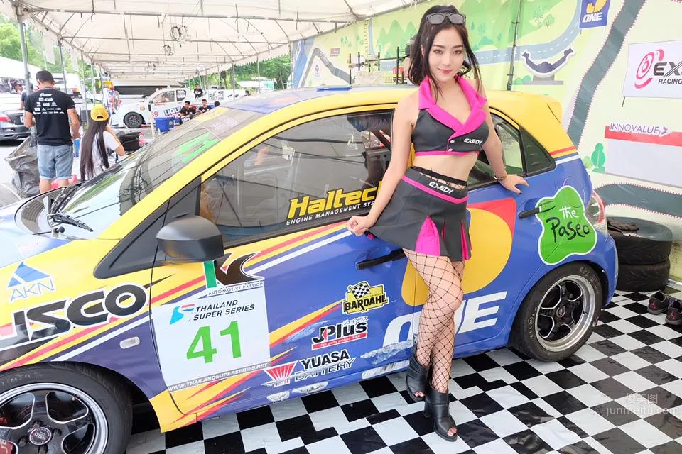泰国御姐Khimkae Maxim 赛车女郎与家居诱惑系列_0