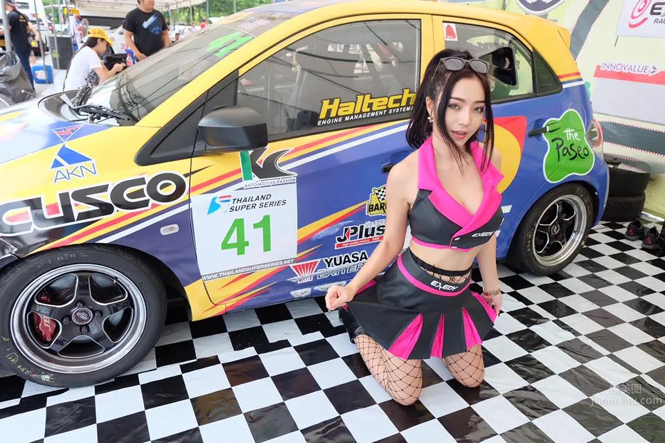 泰国御姐Khimkae Maxim 赛车女郎与家居诱惑系列_8