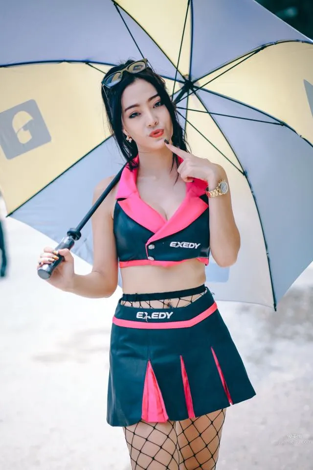 泰国御姐Khimkae Maxim 赛车女郎与家居诱惑系列_6