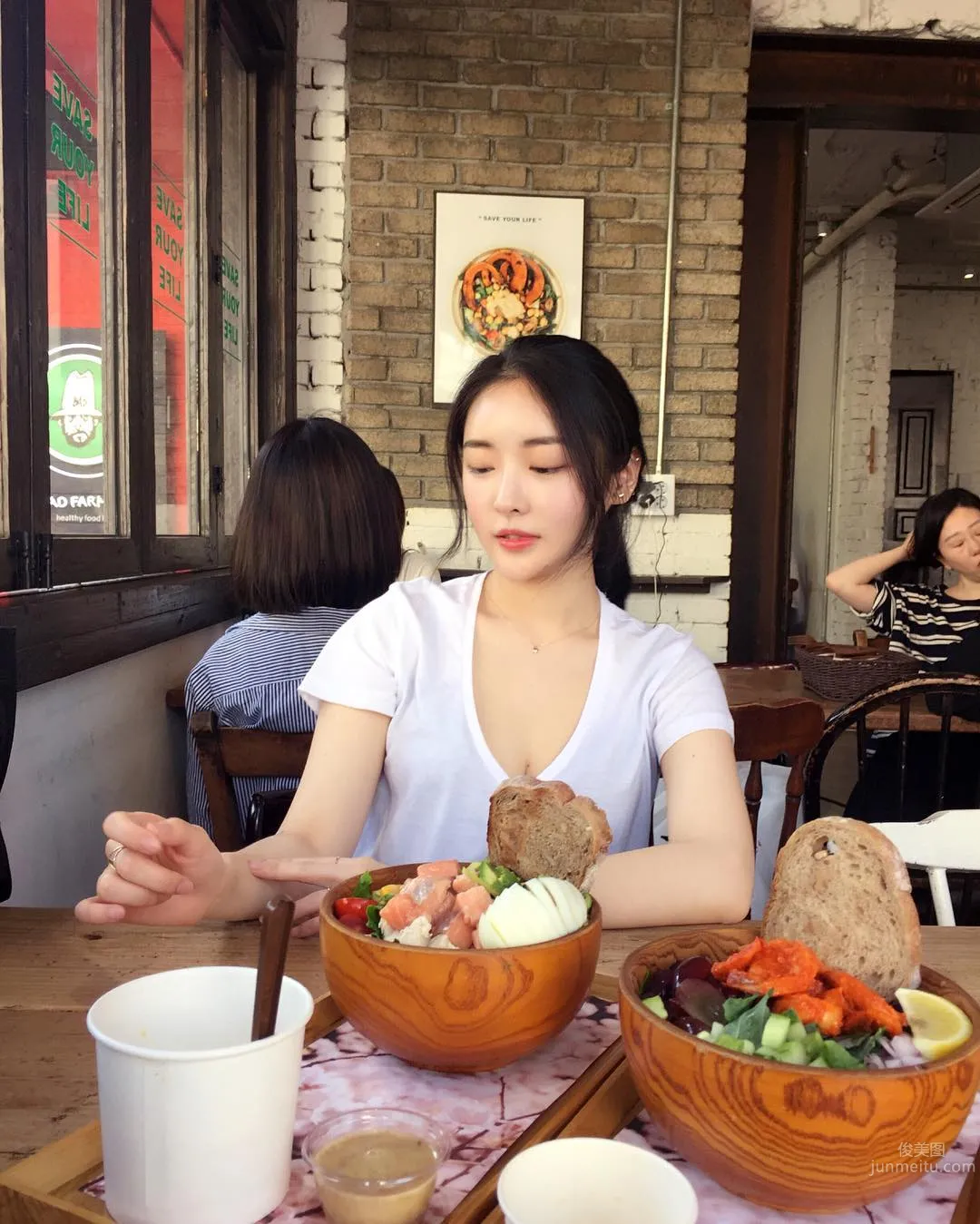 韓國健身正妹Kang Su一出場讓全健身房都傻了 1