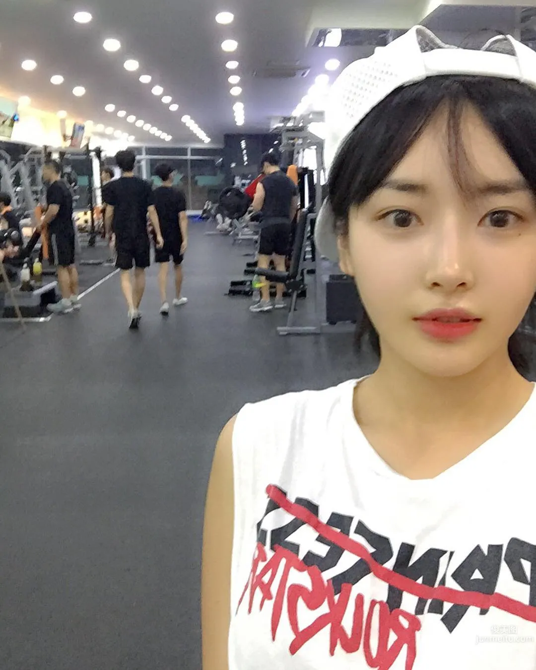 韓國健身正妹Kang Su一出場讓全健身房都傻了 28