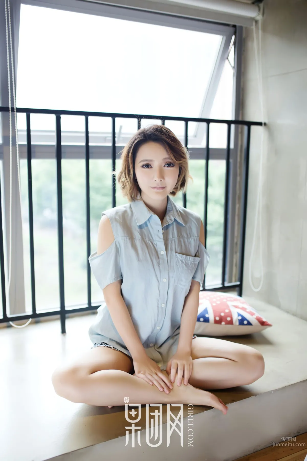 日本女老師！純正“日”式内衣誘惑 1