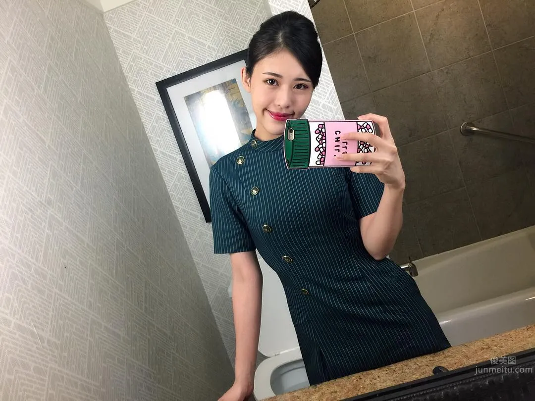 護理系校花Hannah Chin 轉型空姐俏麗私房照 10