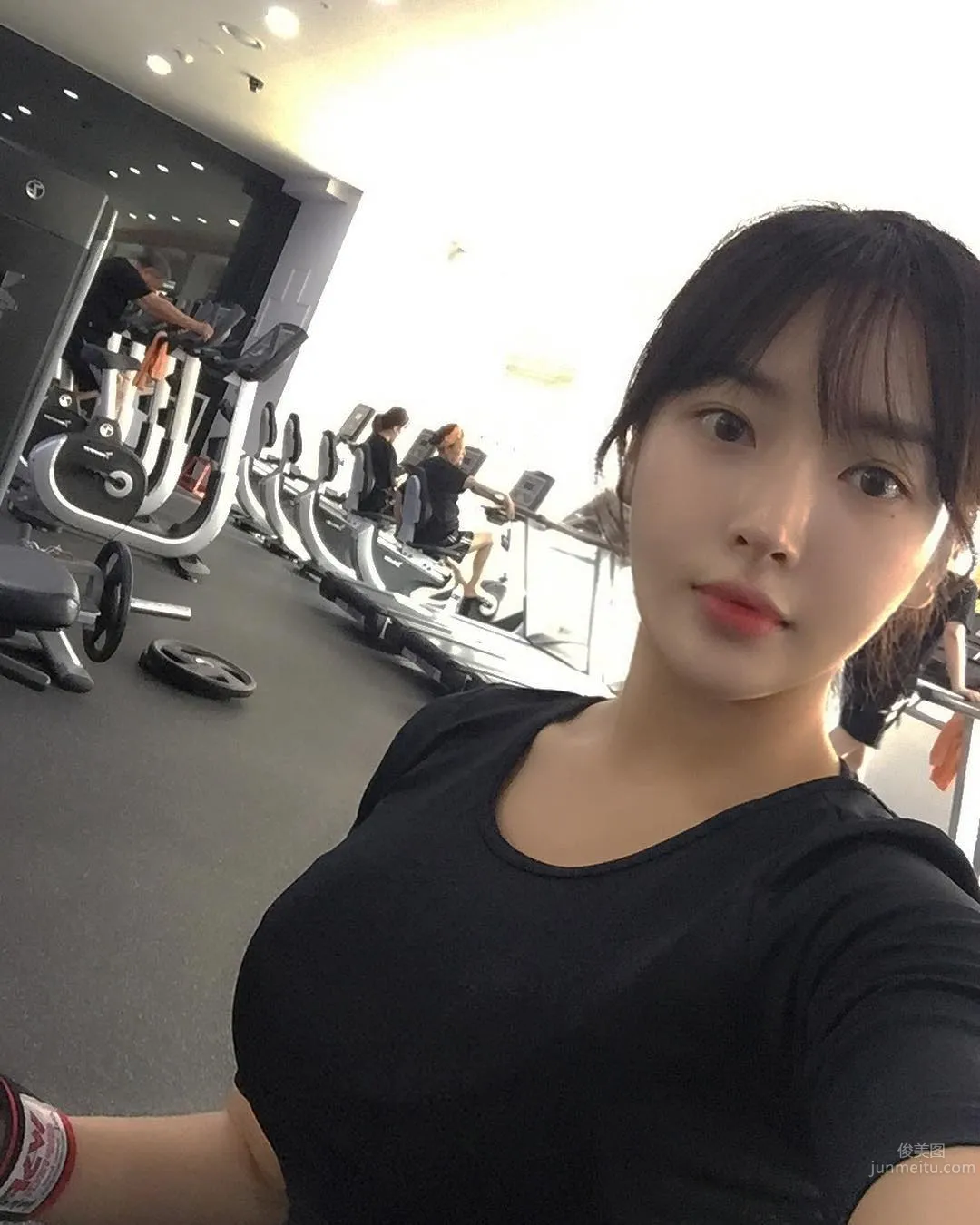 韓國健身正妹Kang Su一出場讓全健身房都傻了 30
