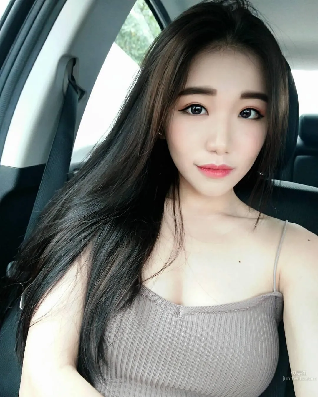 马来西亚网红萧佩儿 阳光健康的能量正妹_0