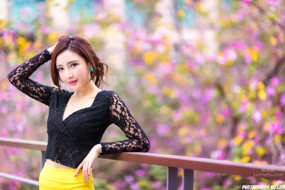 趙芸- 成熟女人戶外寫真系列三 12