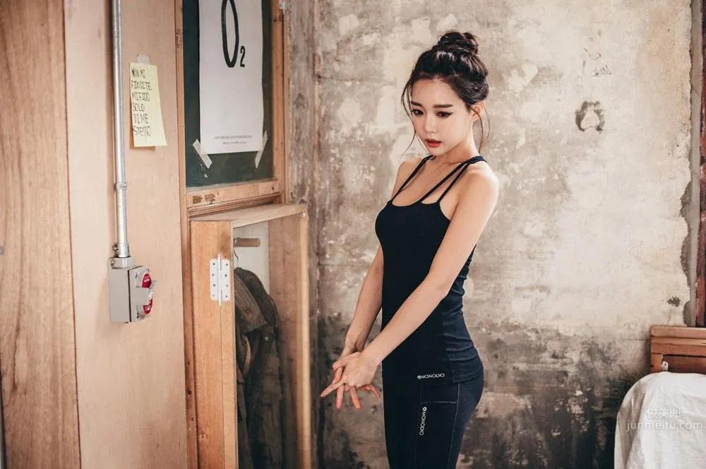 Yoon Ae Ji- 香汗淋漓的運動型寫真 44