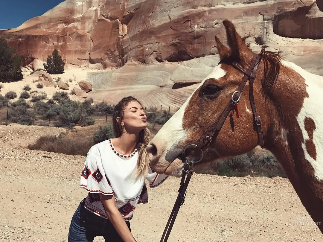 維密天使Martha Hunt 火辣IG私房照 28