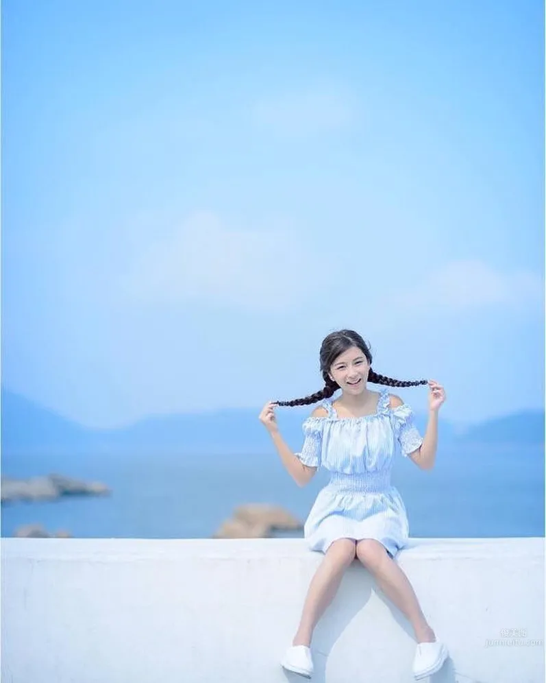 香港正妹鐘曦南 樂天派女生私房照 12