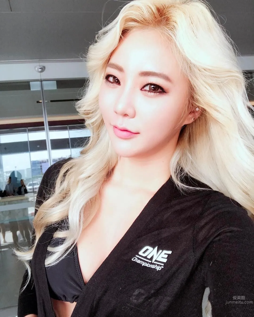 韓國舉牌女郎Lee Bom Yi非主流私房照 1