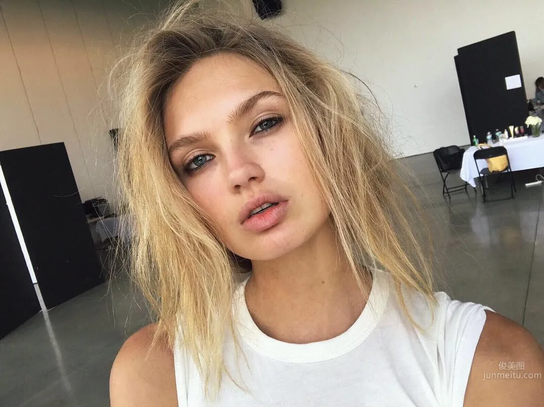維密天使Romee Strijd 高冷女神私房照 27