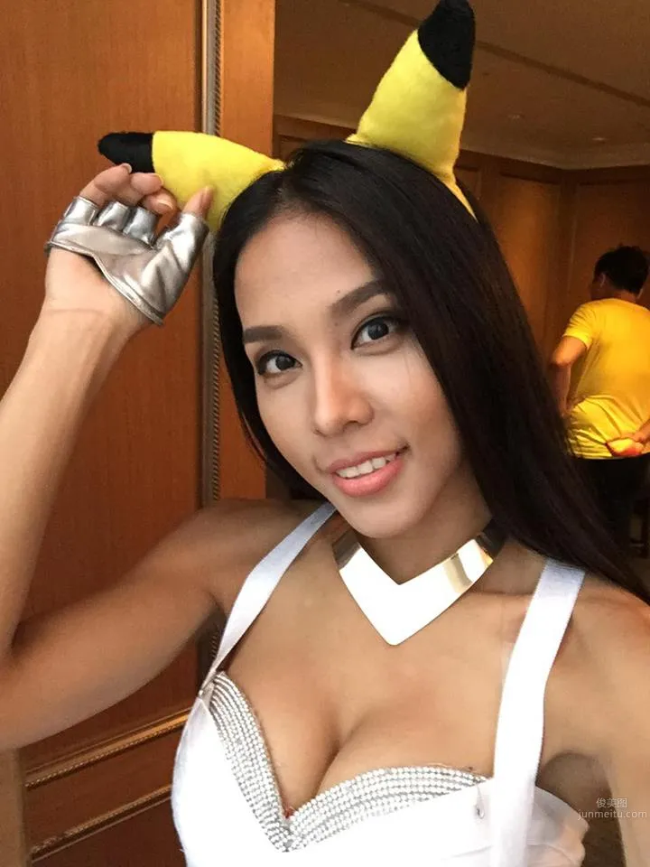 健美性感Dancer Cora可妹私房照_10