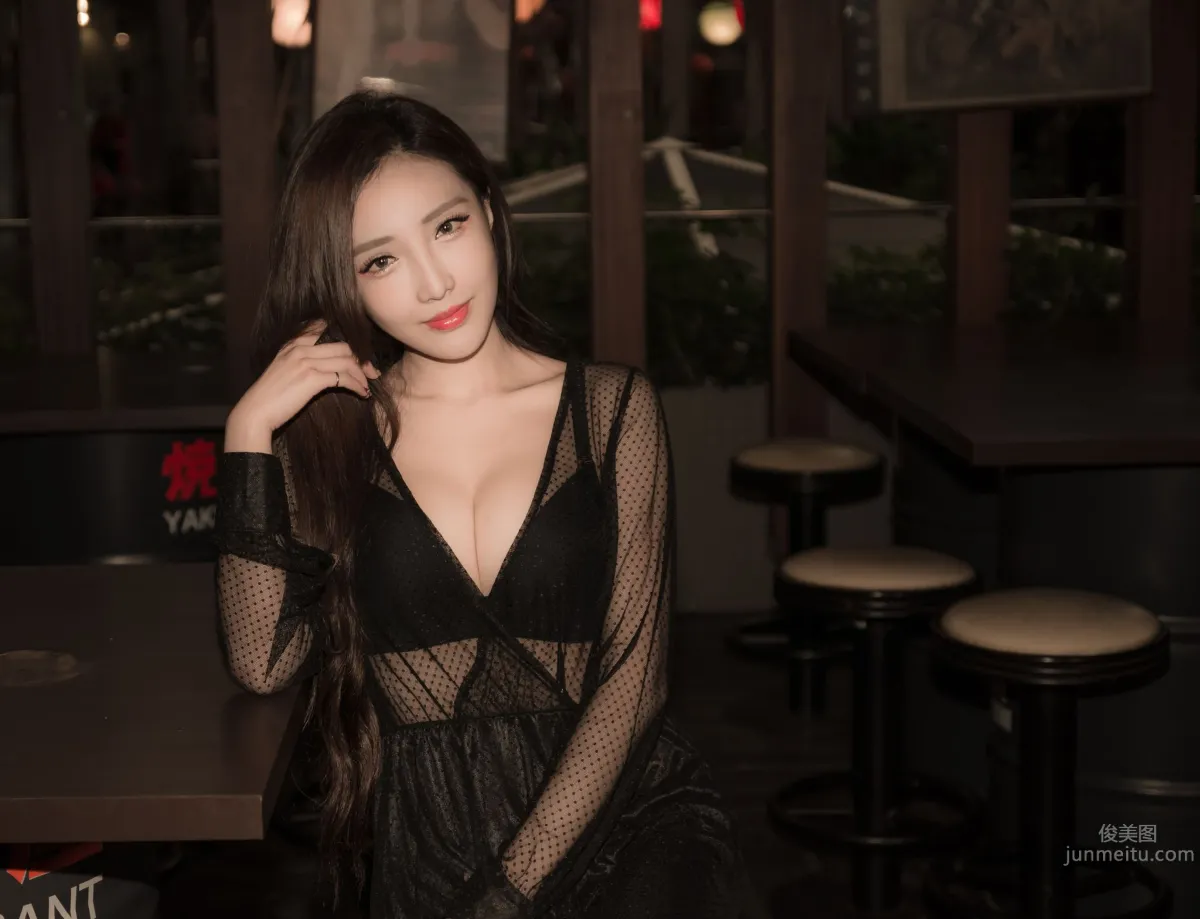 趙芸- 成熟女人戶外寫真系列五 42