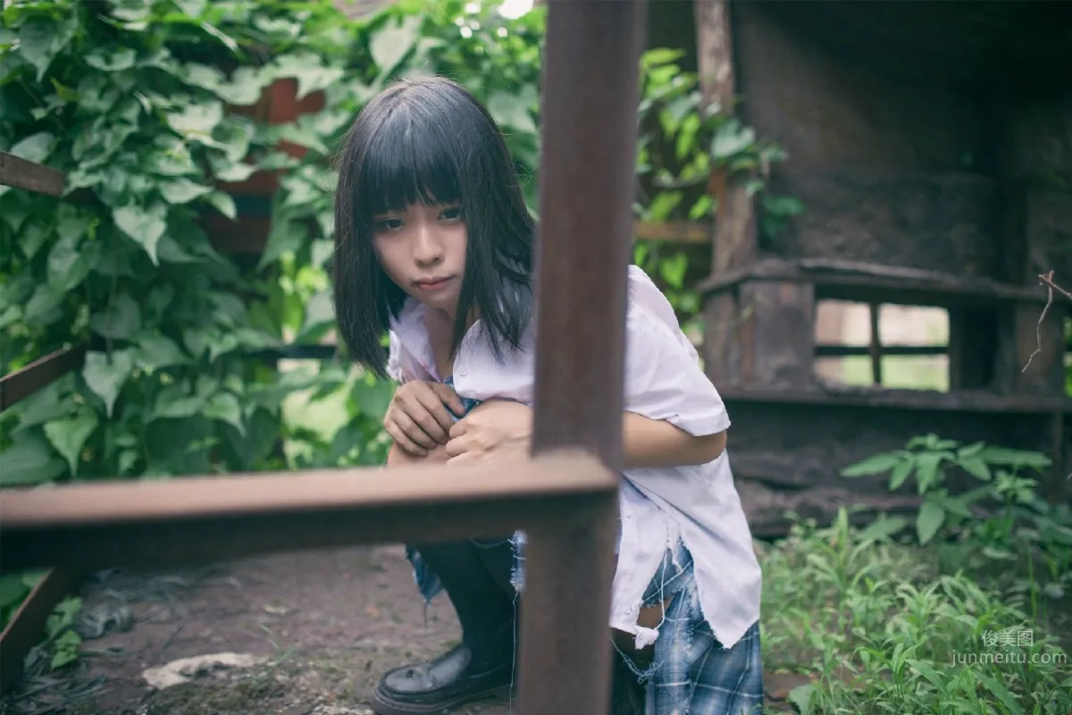 橘由紀Yuki- 校園暴力寫真《破蛹》序章 27