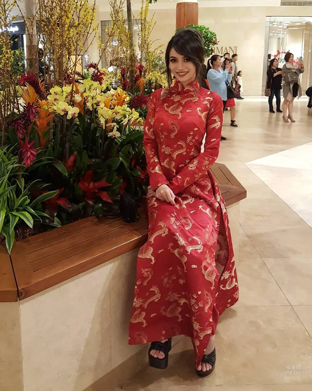 越南正妹Qilin 不僅是電玩高手還是性感Coser 4