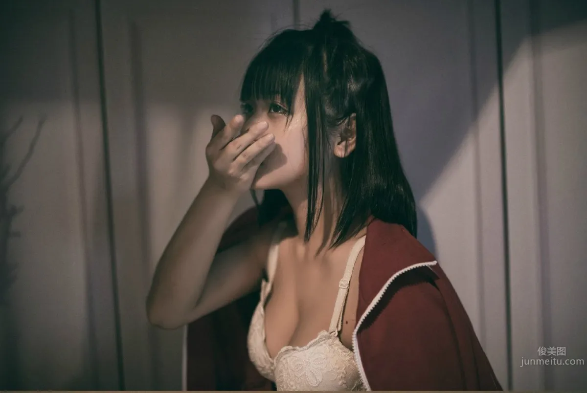 橘由紀Yuki- 校園暴力寫真《破蛹》第二章 17