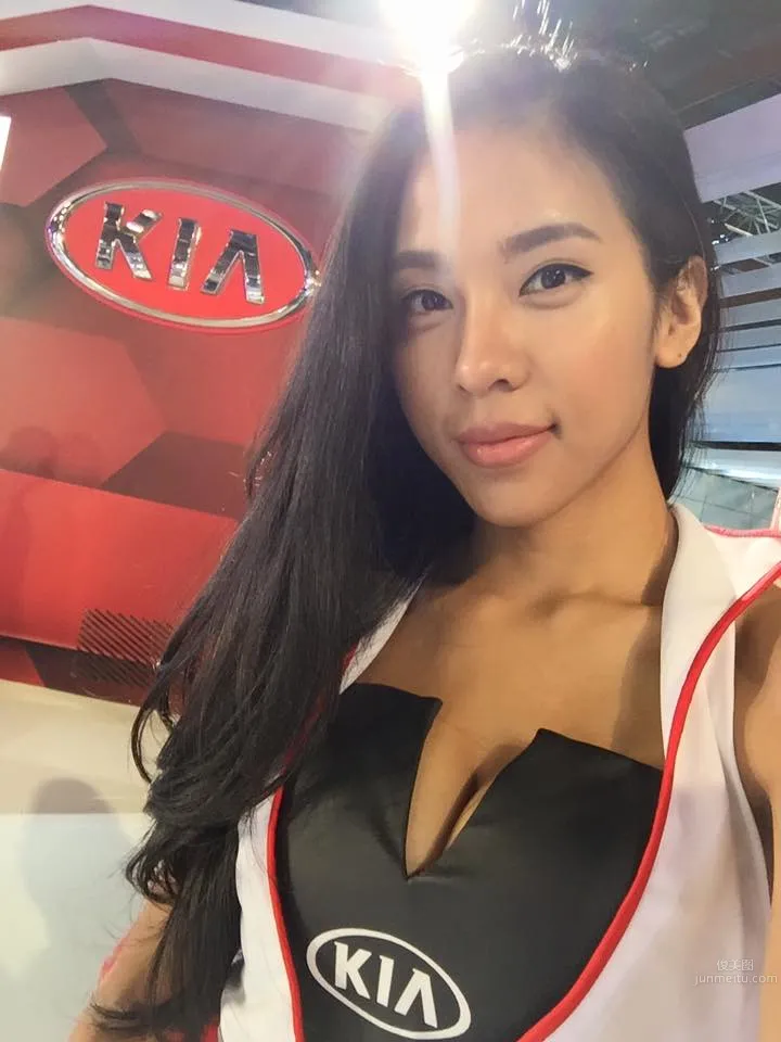 健美性感Dancer Cora可妹私房照_5