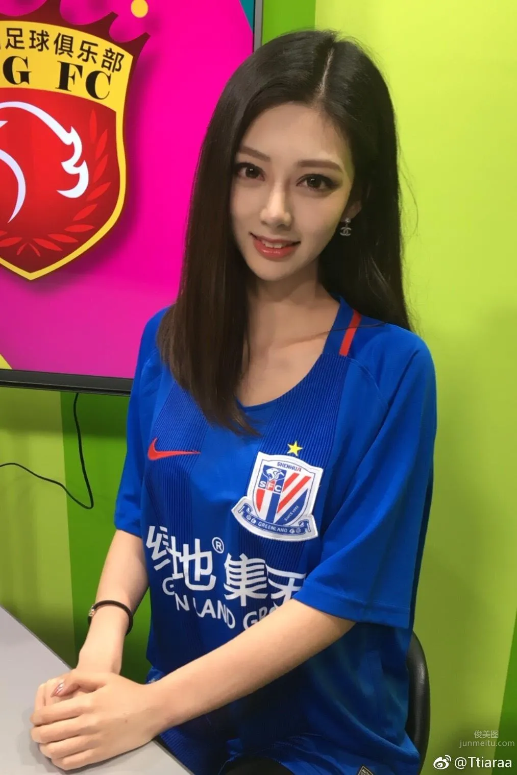 Ttiaraa- 2017ChinaJoy熊貓展台showgirl 15