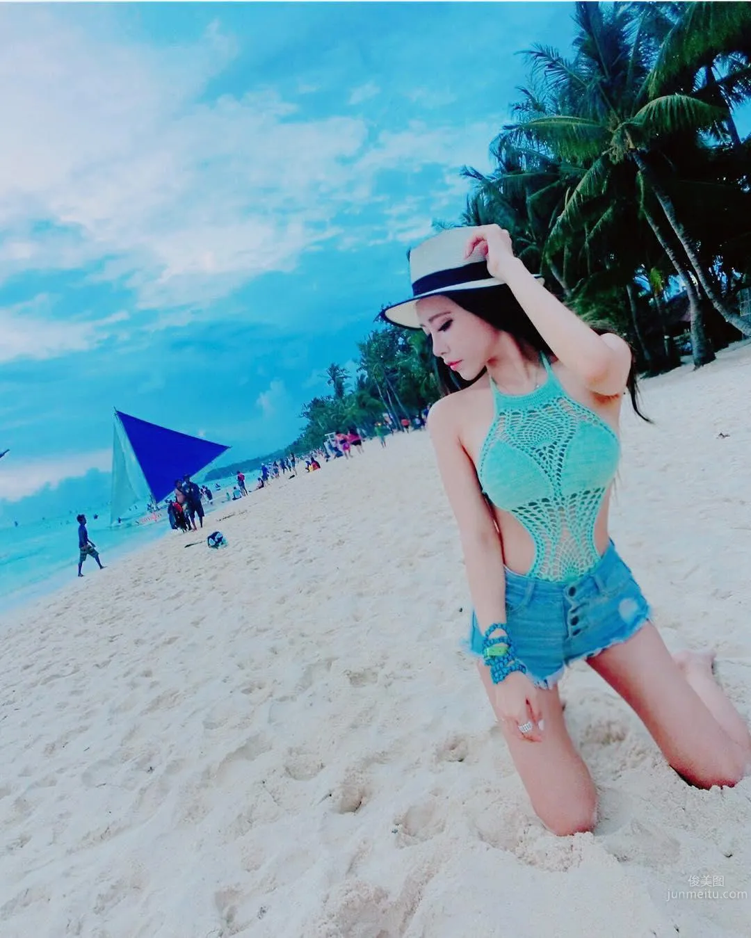 迷幻妖精唐琦琦 美胸馬甲線相得益彰 5