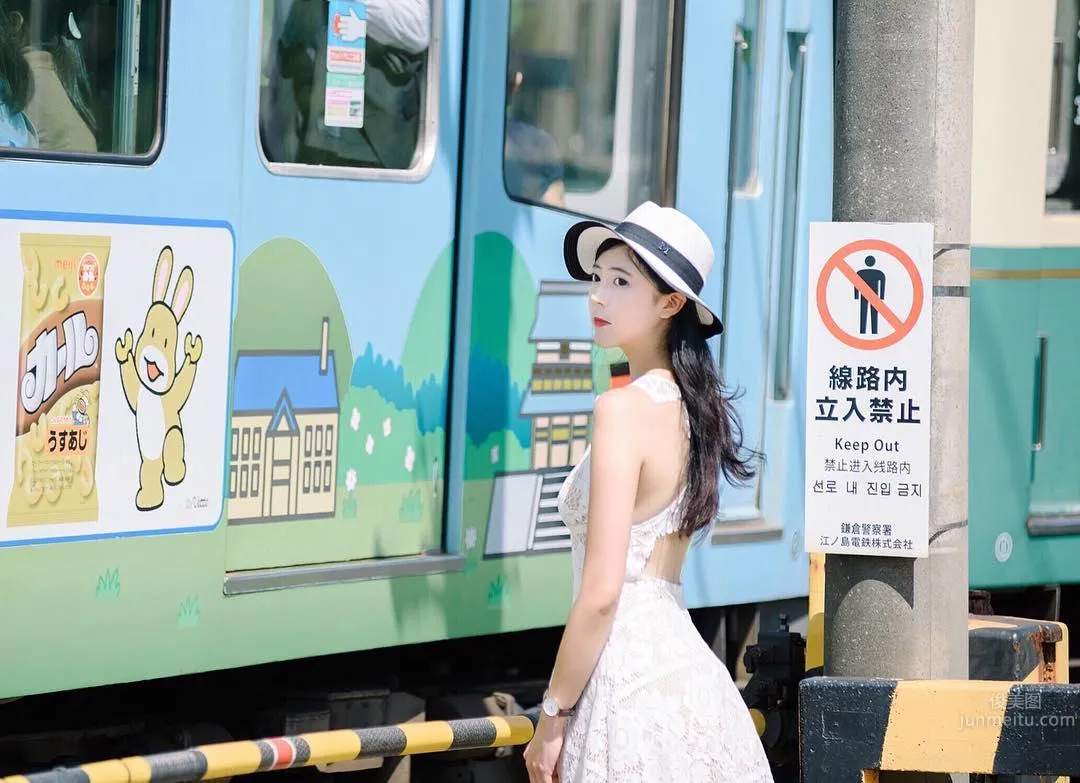 正妹品妍日本海邊玩水 沙灘釋放健康最美體态 28