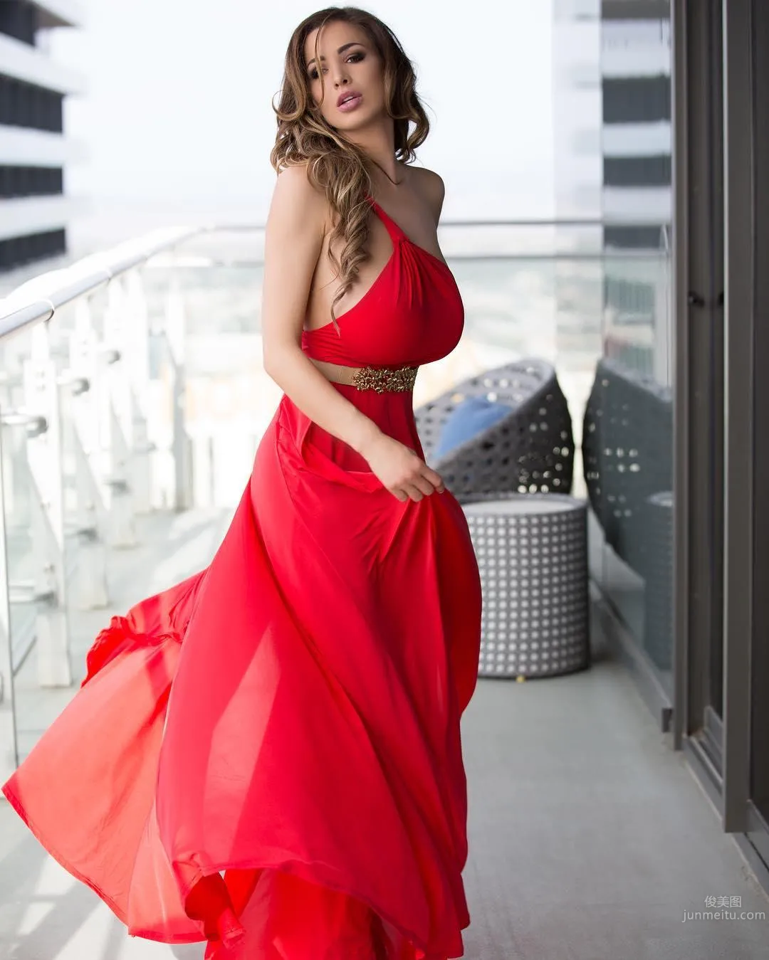Jordan Carver- 令人目瞪口呆的K級核彈身材 21