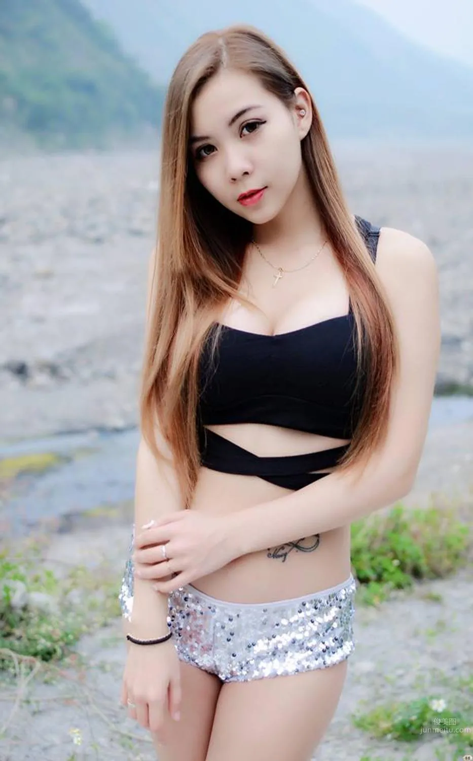 JKF電音正妹程心 兇悍身材好犯規 6