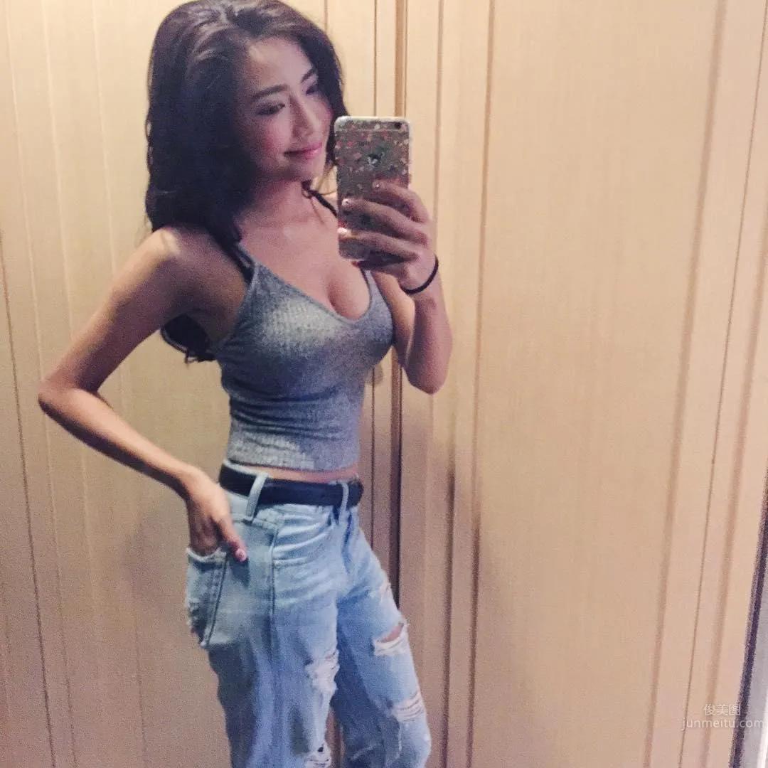 混血台妹羿蒨 背心無敵組合 10