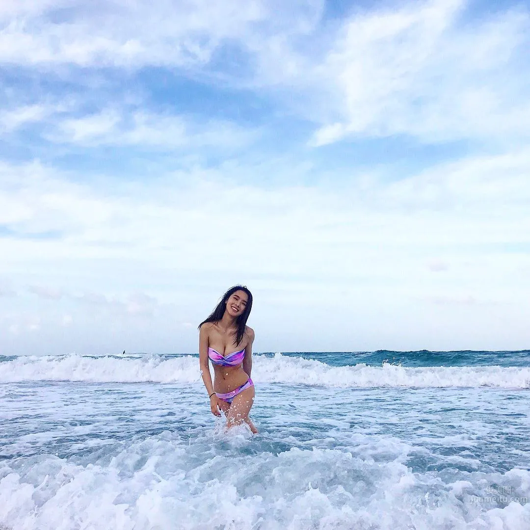 深圳正妹Macey Wan 吊帶上衣太緊身顔值太美 28