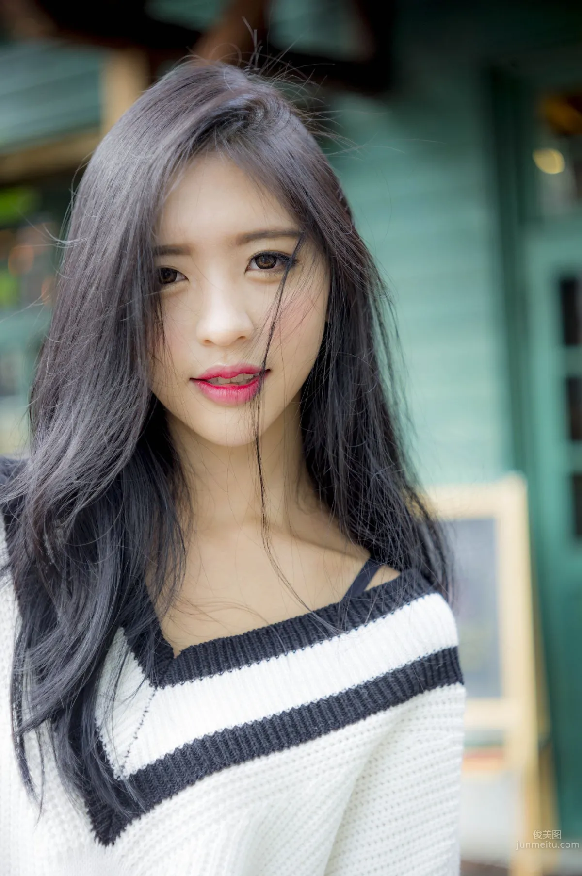 張安琪- 成熟女人寫真之酥肩半露 23