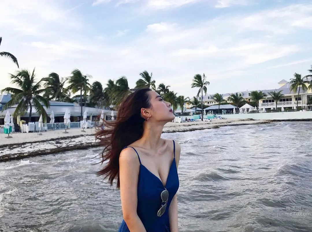 深圳正妹Macey Wan 吊帶上衣太緊身顔值太美 8