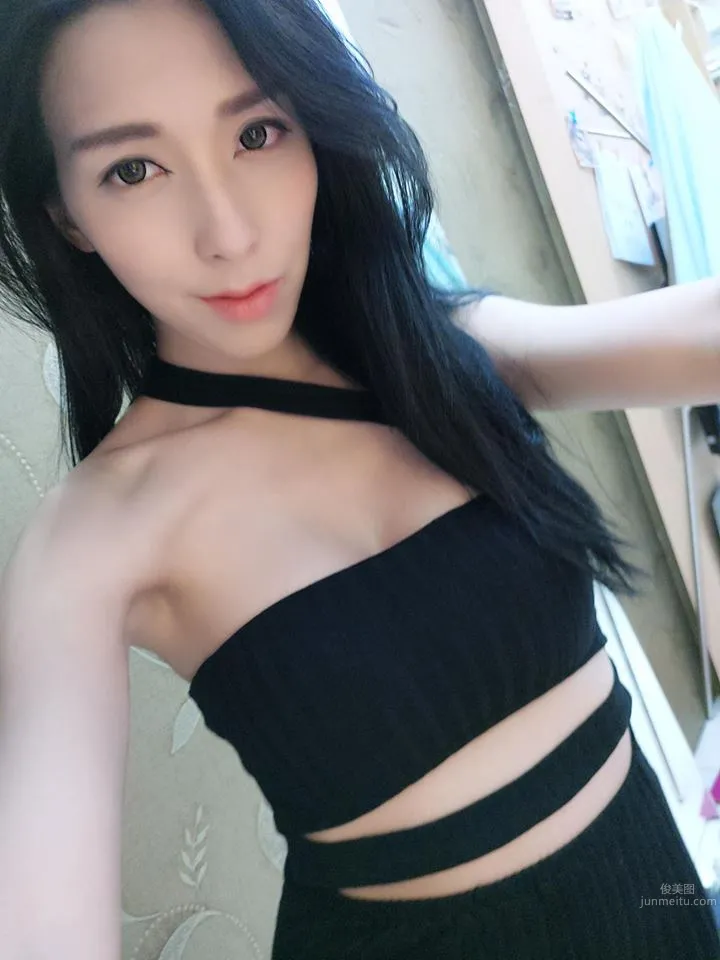 台灣正妹薇恩Vayen 綁帶衣就是有魔力 17