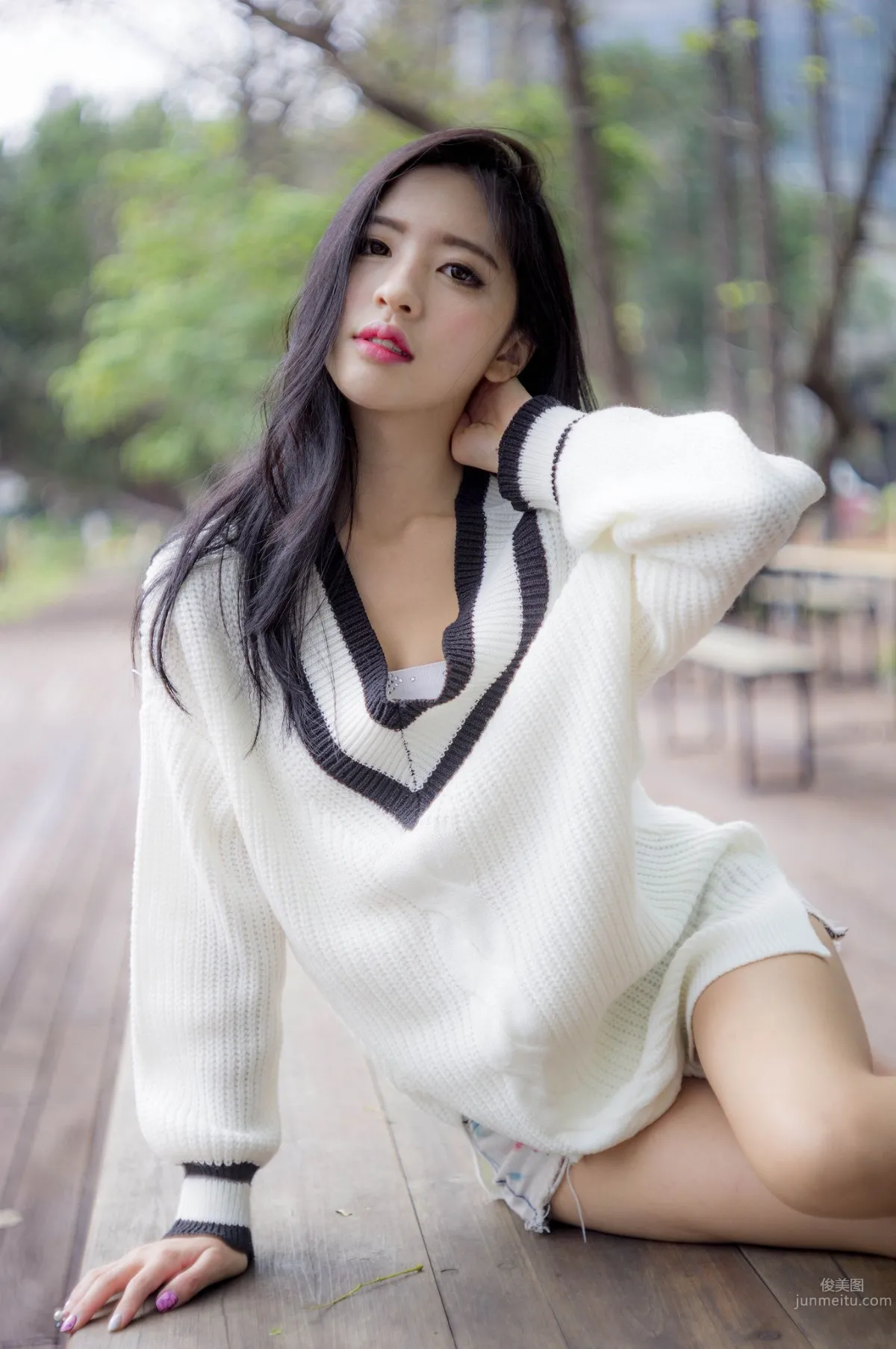 張安琪- 成熟女人寫真之酥肩半露 4