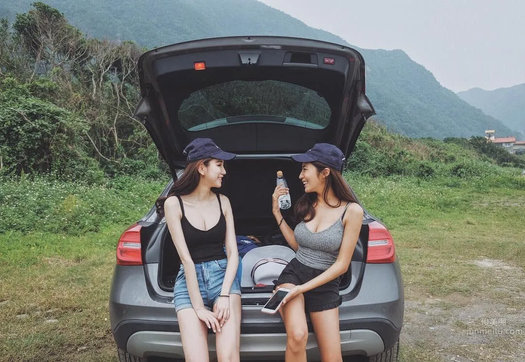 混血台妹羿蒨 背心無敵組合 5
