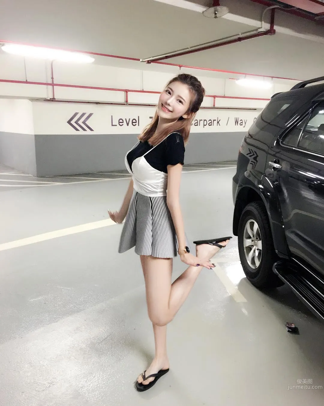 新加坡正妹王雪婷 雪肌修長細腿超吸睛 20