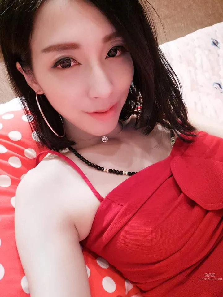 台灣正妹薇恩Vayen 綁帶衣就是有魔力 20