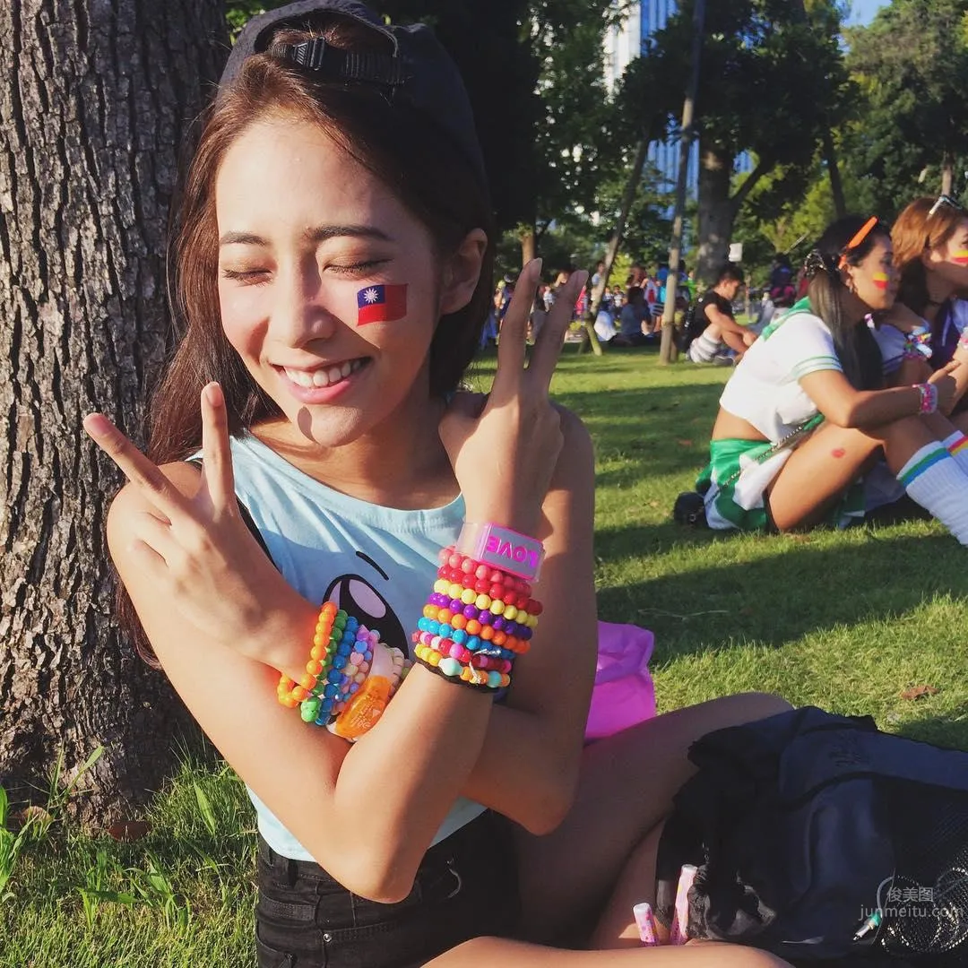 混血台妹羿蒨 背心無敵組合 33