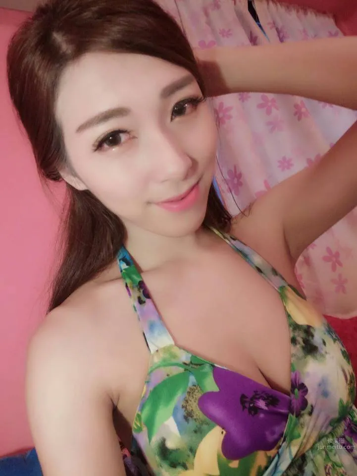台灣正妹薇恩Vayen 綁帶衣就是有魔力 1