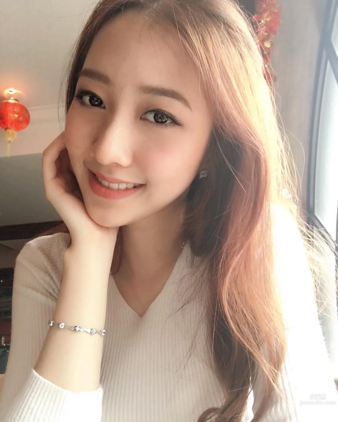 港姐亞軍何依婷IG私房美照 3
