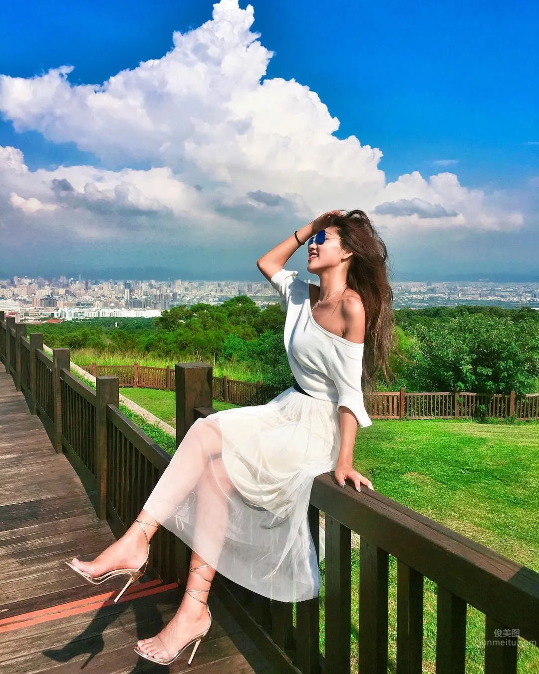 美女博客主林倩 抓住夏日的尾巴 47